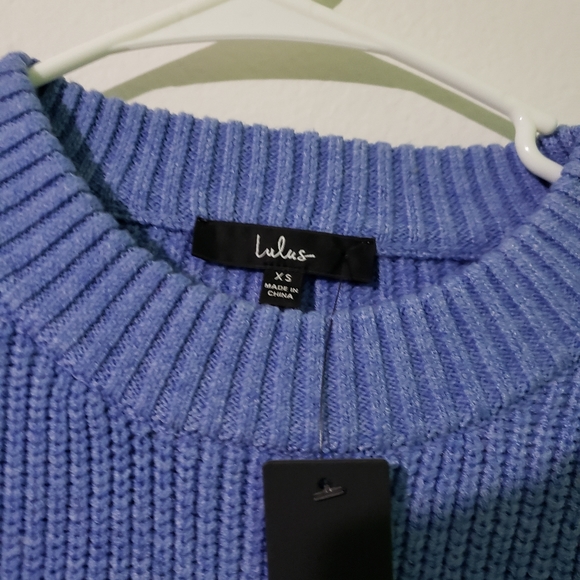 Sweaters - Picture 1 of 3